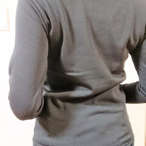【ワークマン】の「女性用マイクロボア長袖Uネック」が伸びて着やすくて超暖かい♡