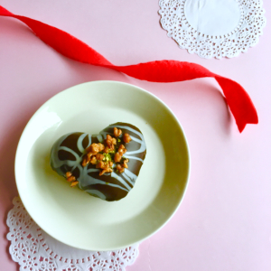 【クリスピークリームドーナツ】レンチンで中からチョコがトロ～リ♡「フォンダンドーナツ」が登場