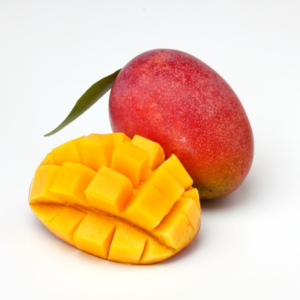 マンゴーの栄養と効能｜冷凍マンゴーやドライマンゴーの知られざる栄養価【栄養士監修】