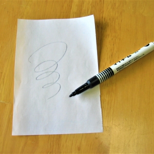 【ライフハック】書けなくなった油性ペンを簡単に復活させる方法！