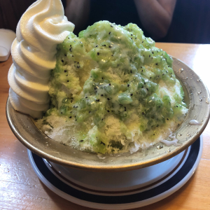 【コメダ珈琲店】「キウイ&練乳ソフト氷」が信じられない美味しさだとSNSで話題に！