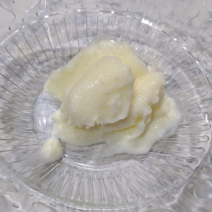 【SNSで話題】家にある材料ですぐ作れる「フローズン塩ヨーグルトアイス」が想像以上の美味しさだった！