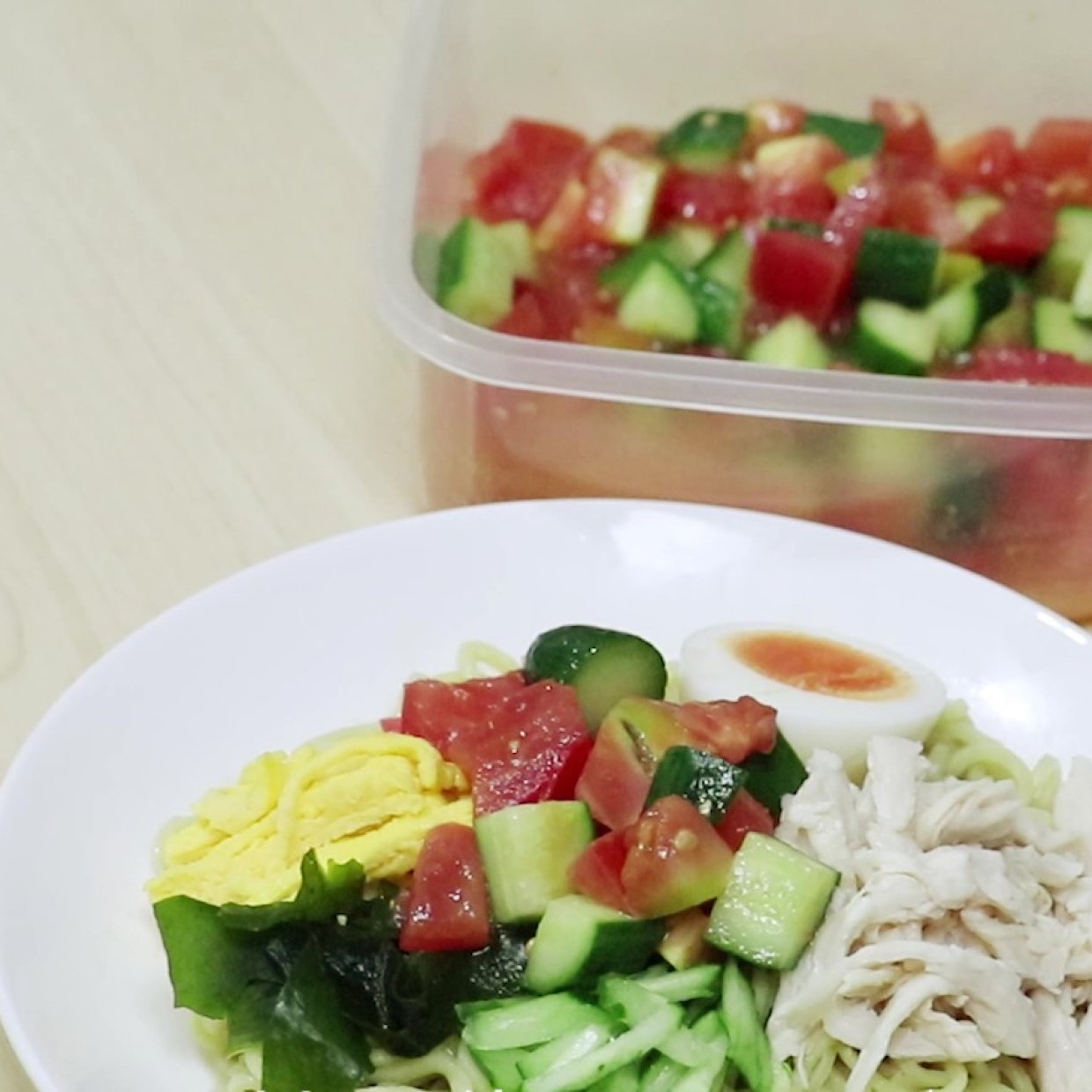  【作り置きレシピ】夏野菜ゴロゴロソースはさっぱりで食欲増進！トッピングに使える、使える～【動画付き】 