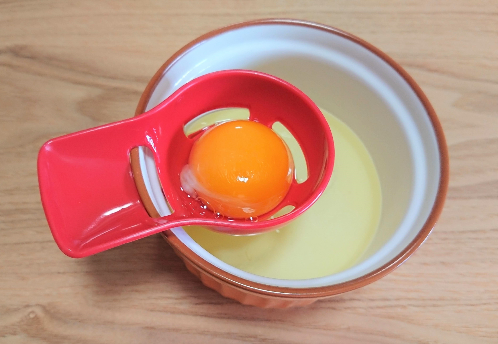 卵 の 黄身 と 白身 を 分ける 道具 100 均