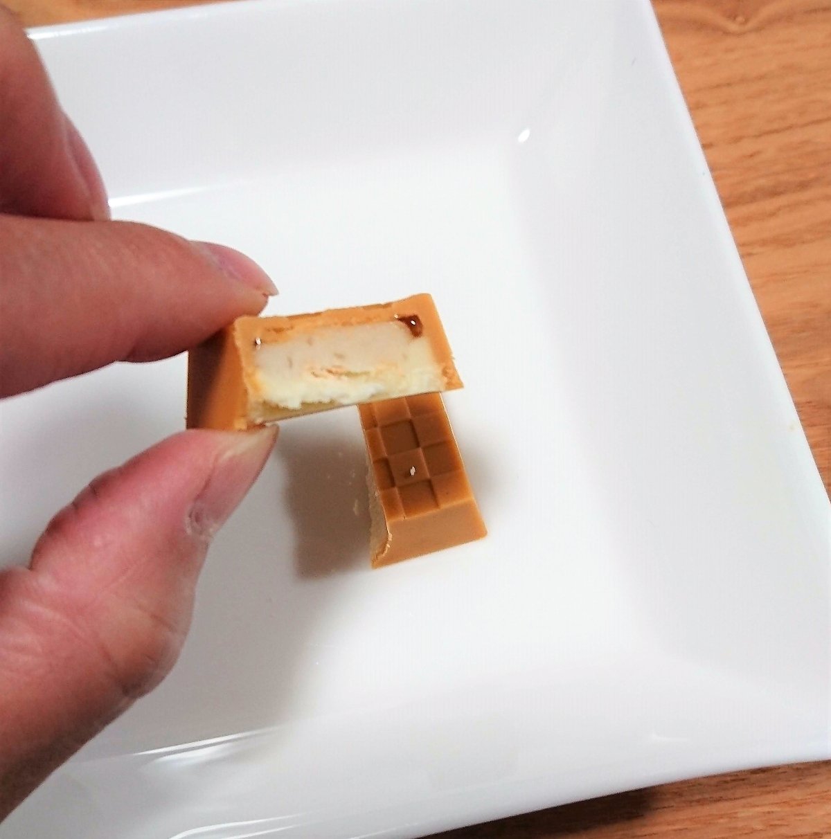 らぽっぽファームの ポテトアップルパイ がチロルチョコに どんな味なのか実際に食べてみた結果