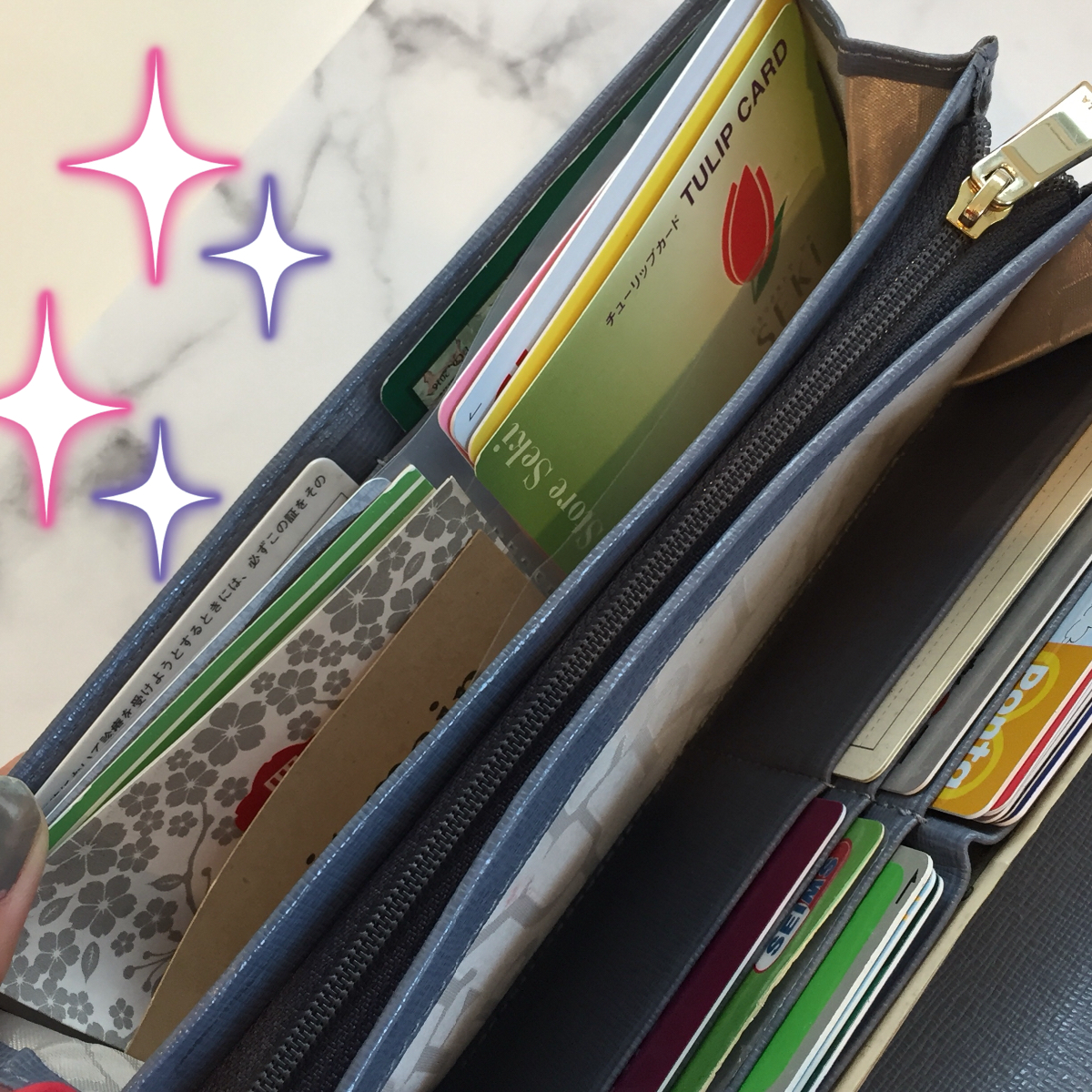 キャンドゥ】長財布に入る「カードホルダー」が便利すぎる！財布内のカードが一目瞭然♪