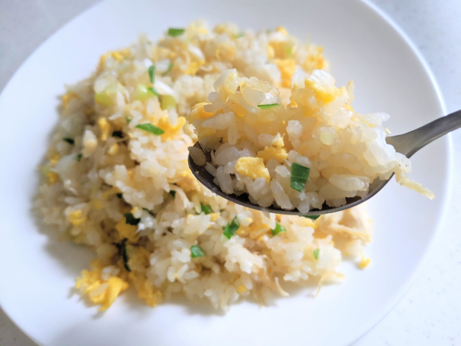 ズボラ飯 鍋キューブ を炊飯器に入れて ポチッ 超簡単な炊き込みご飯がウマ過ぎる