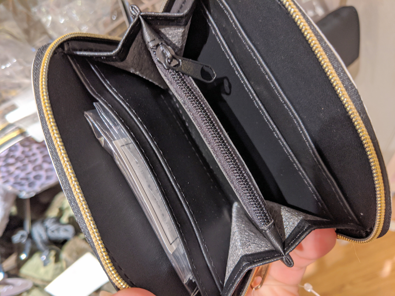 3COINS】新作のレオパード柄コインケースとミニ財布のクオリティが高すぎ♡これ本当に300円！？