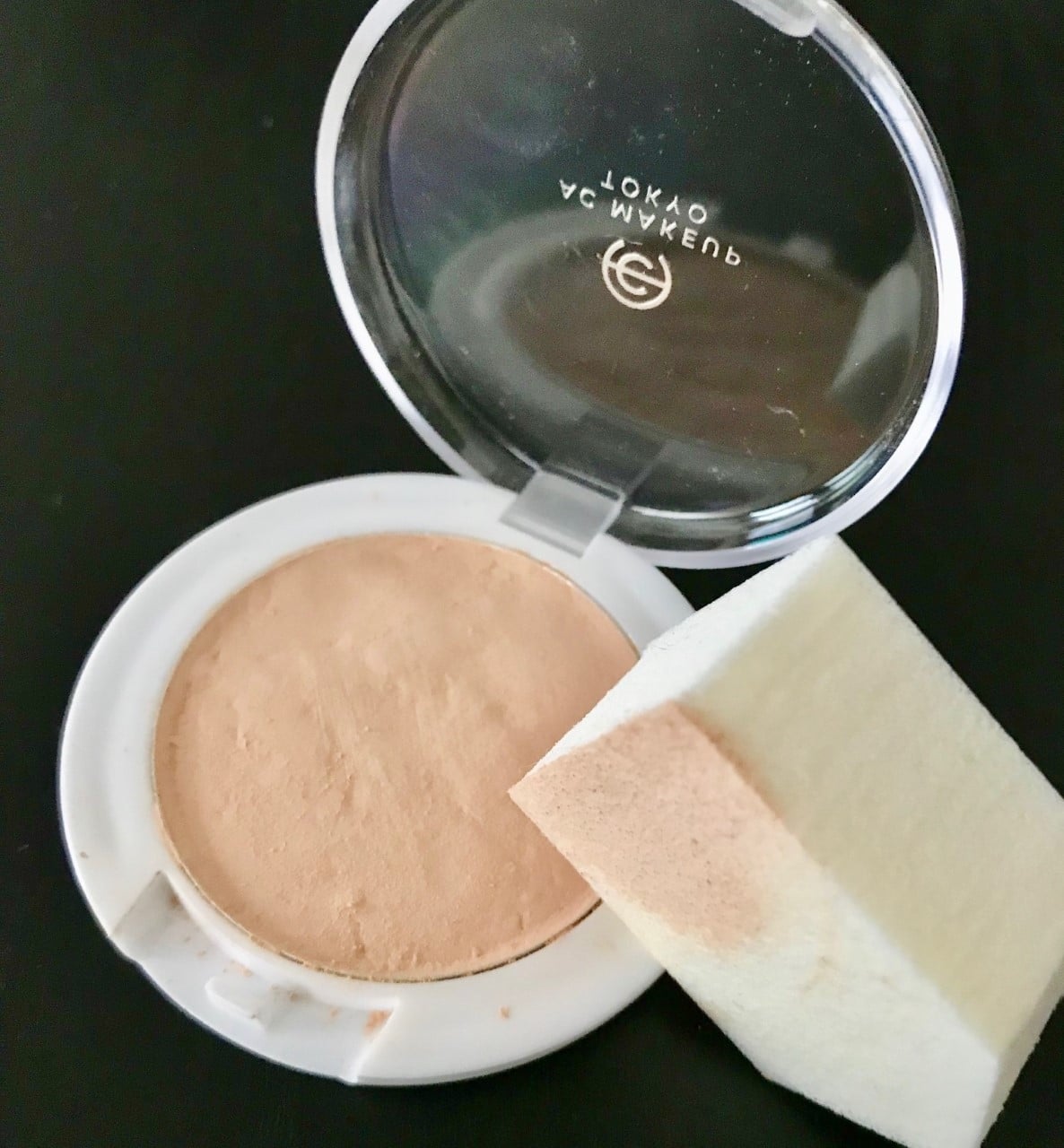 割れたパウダーファンデが簡単に復活できる裏ワザ 家にあるアレを使うだけ えっ さらに粉々に 3ページ目