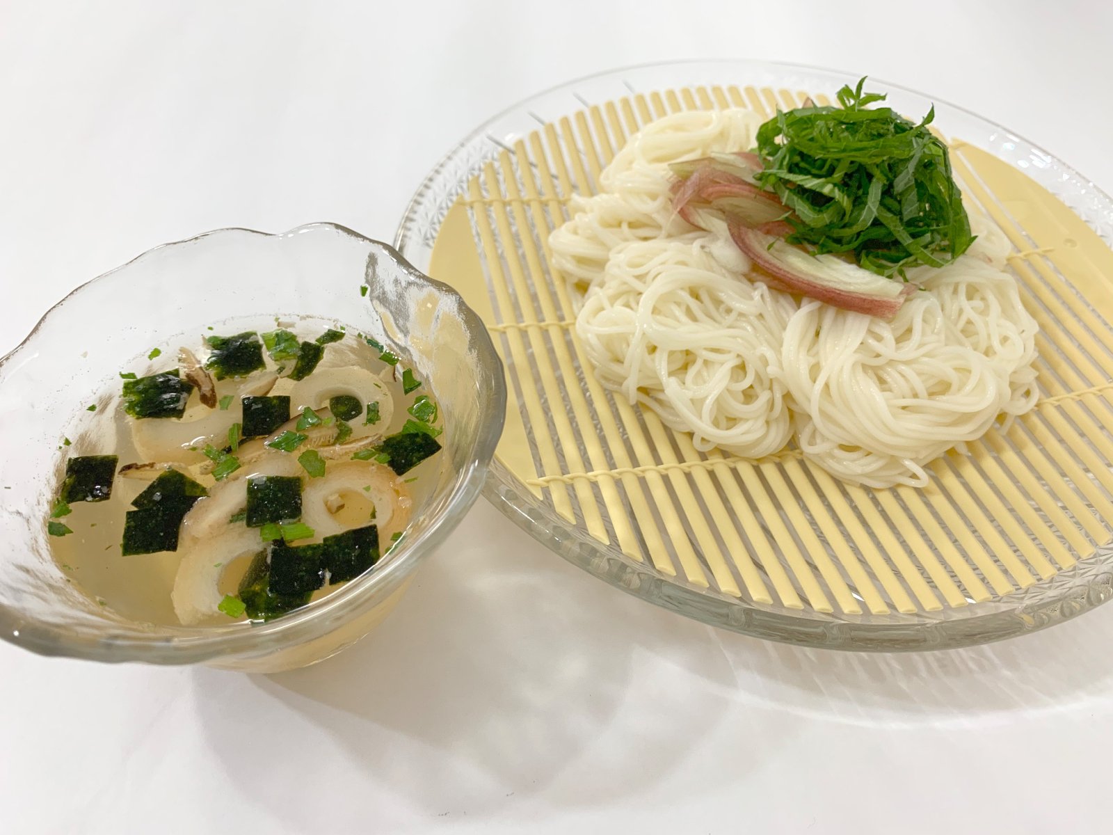 そうめん ばかりで飽きてきた めんつゆ代わりにオススメなのは 新しい食べ方が定番になりそう