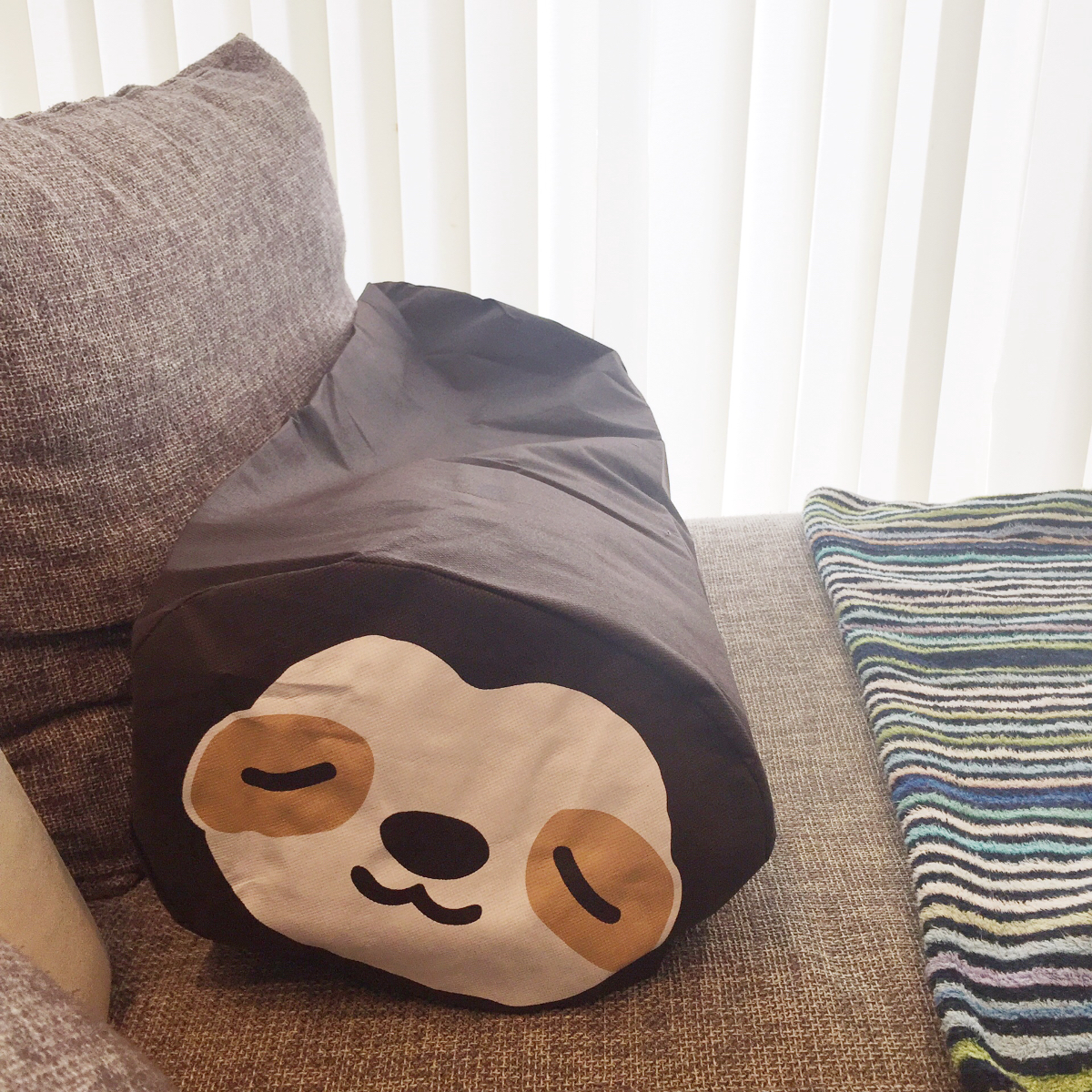 布団収納のお悩み解消 持ち運びや圧縮 見せる収納が叶うダイソーの便利なアイテム3選 2ページ目