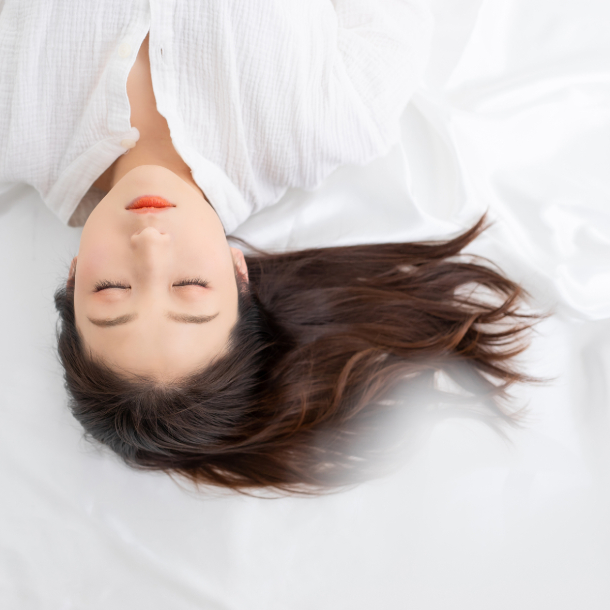  寝てもぐっすり眠れないのは更年期のせい？今すぐできる、ぐっすり眠るための2つの方法 