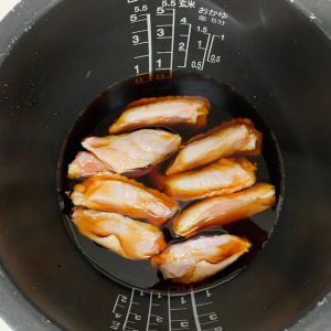 専門店の鶏のスペアリブが炊飯器でコク旨に完成！クックパッドマートお試しレポ