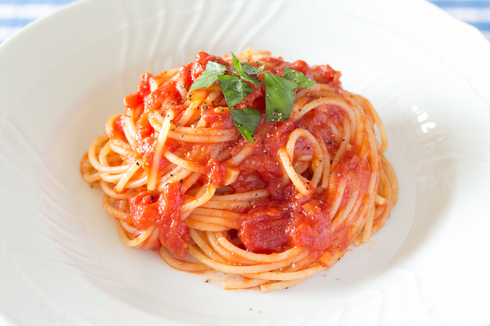 シンプルなトマトスパゲッティ