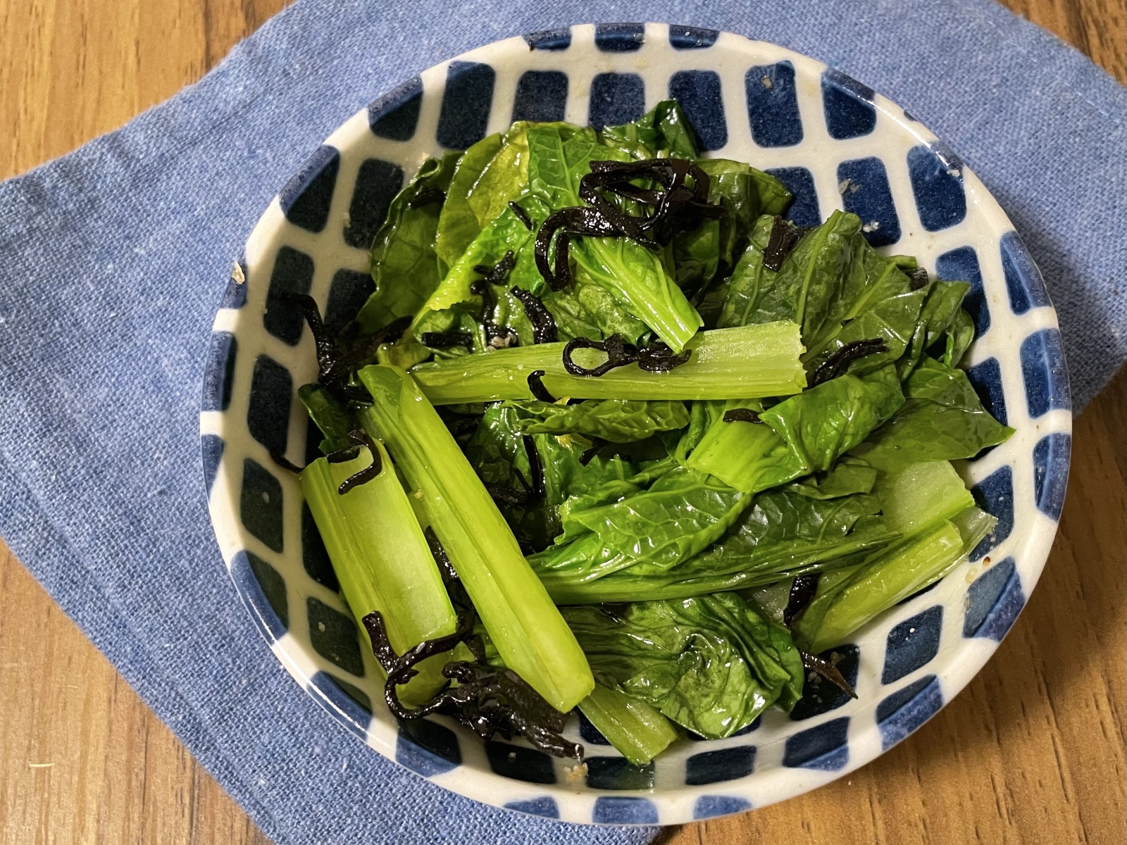 5分でもう1品 小松菜 レンジで作る簡単副菜レシピ3選 作り置きやお弁当にも