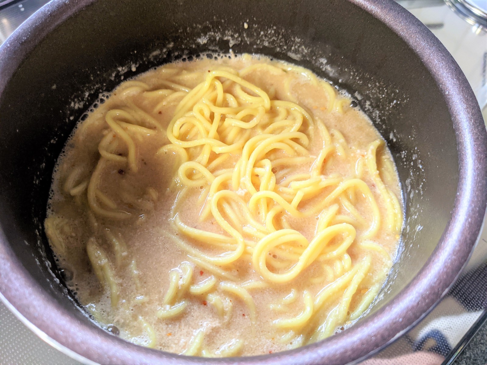 【ゴマペーストレシピ１】ゴマの風味が濃厚！自宅で簡単、担々麺