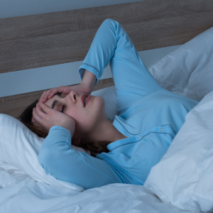 睡眠に不満がある人は9割越え！冬によい睡眠をとるために整えるべきはリビングだった！