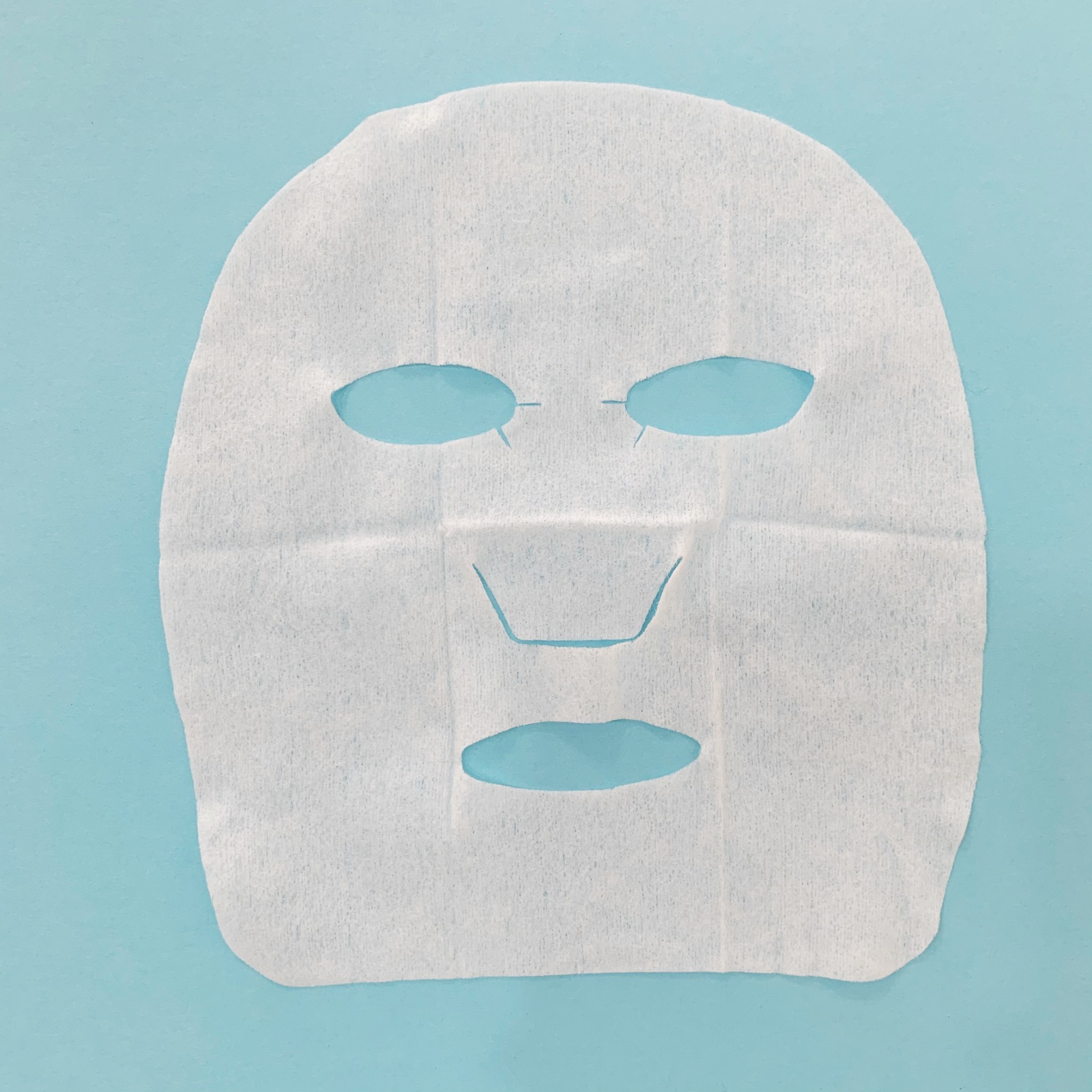 スタイリングライフ・ホールディングス「サボリーノ　オトナプラス　夜用チャージフルマスク〈フェイスマスク〉」マスクの形状