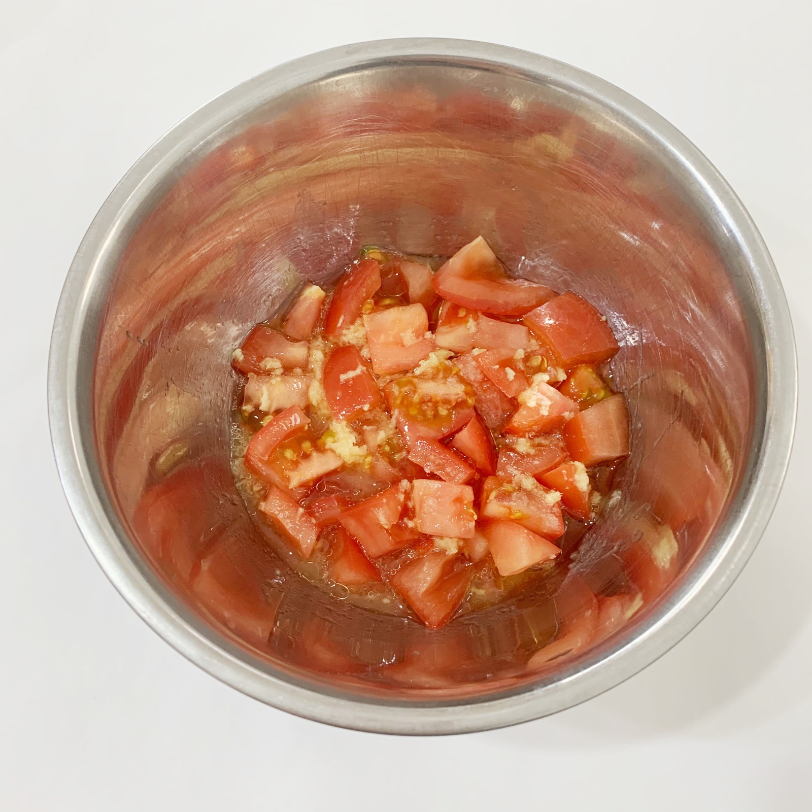 『和食つまみ」トマトしょうが塩奴　作り方1