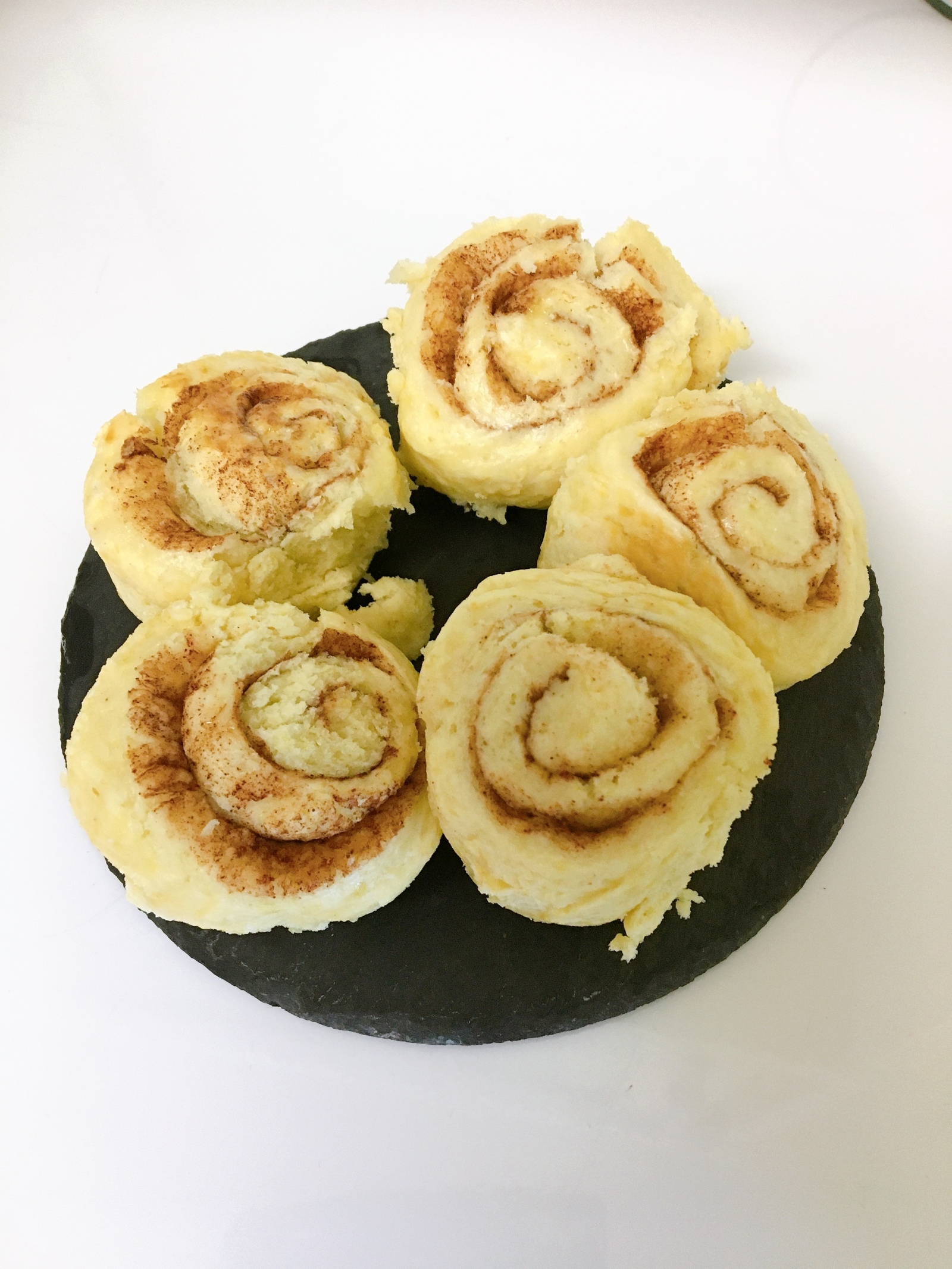 はじめてでも失敗知らず 発酵なし 時短 簡単 フライパンで作る手作りパン