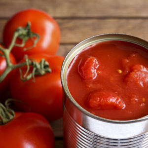 朝「トマト缶」と一緒に漬けるだけ！夕食がぐんとラクになる“帰宅後煮込むだけ”レシピ