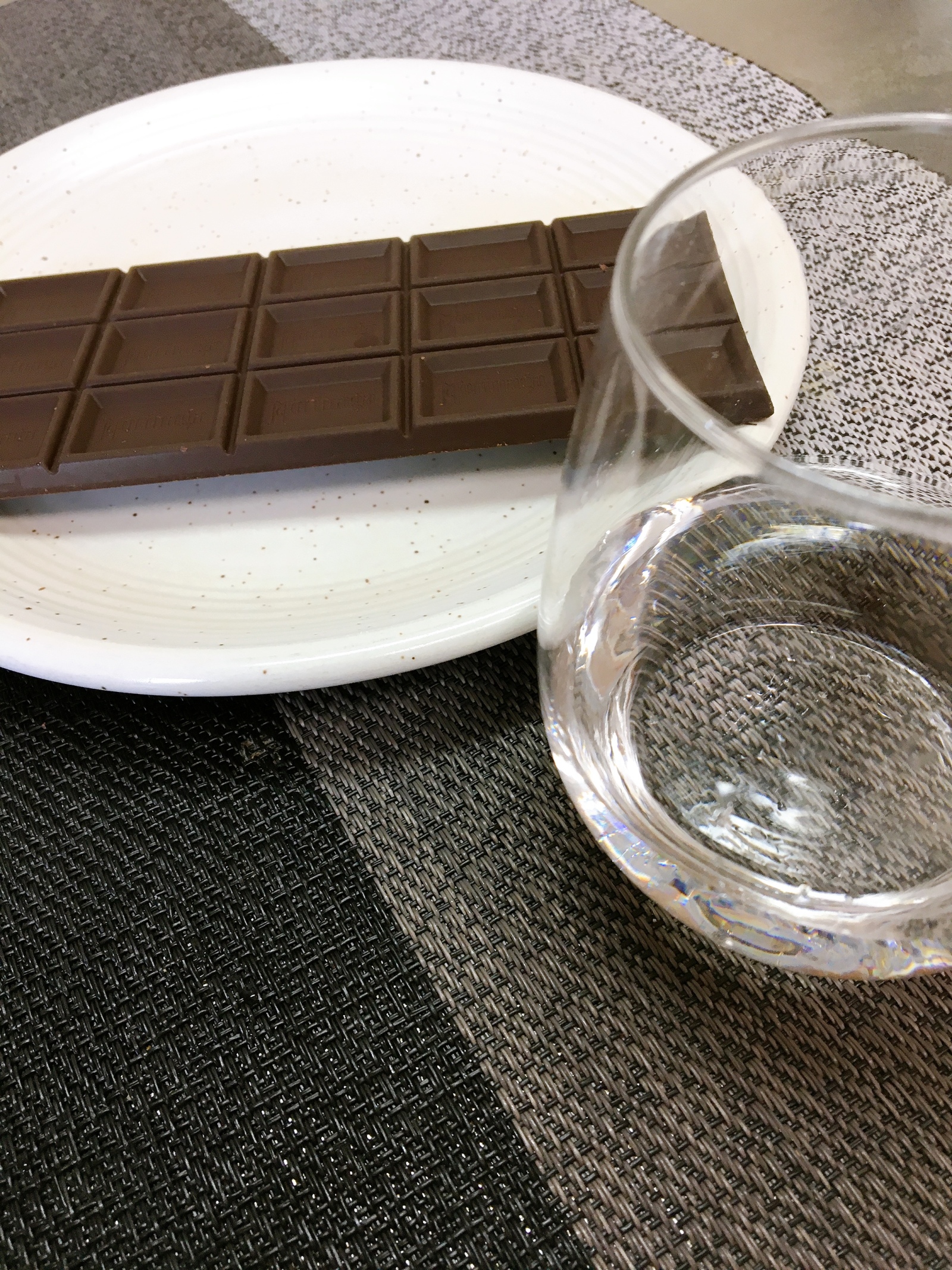 「濃厚チョコムース」の材料