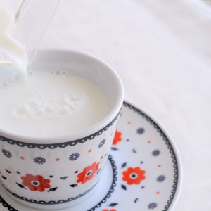 「ホットミルク」が格段においしくなる。寒い夜にあたたまる“ホットミルクアレンジ”レシピ