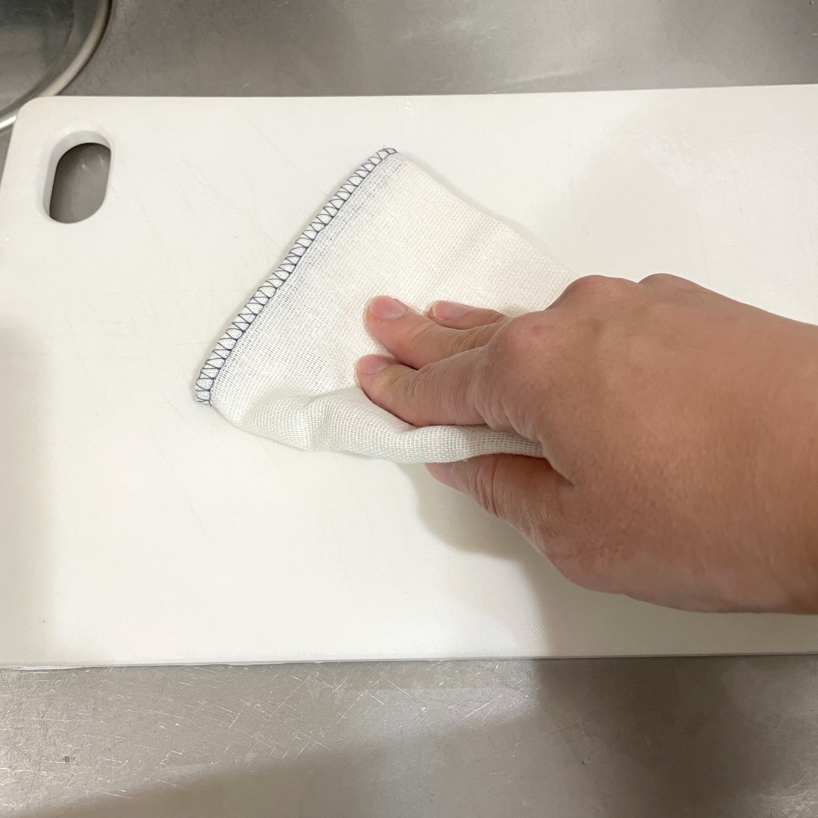 酢の殺菌活用術1「まな板を洗う」方法3