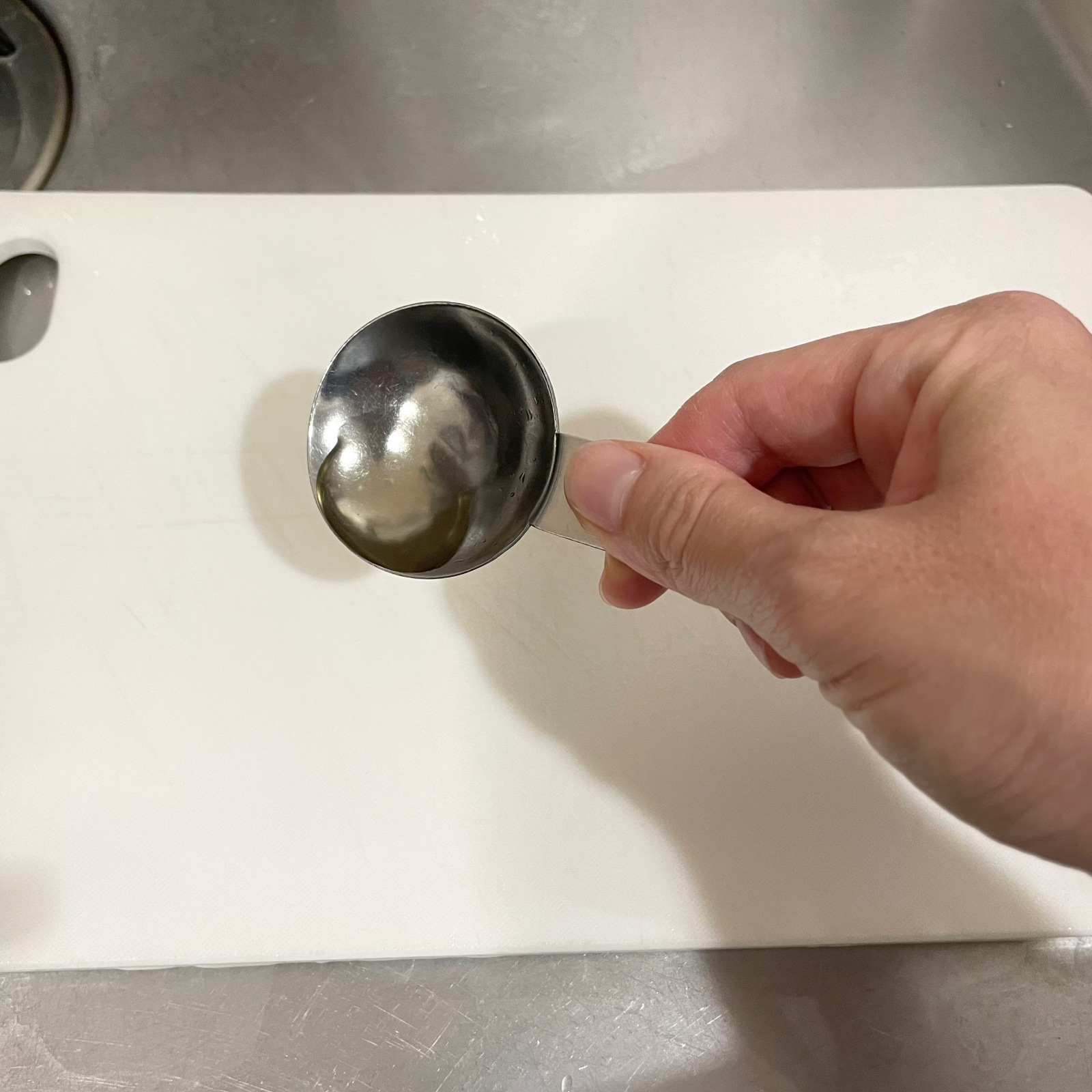 酢の殺菌活用術1「まな板を洗う」方法2