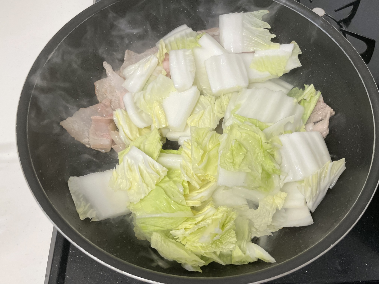 豚バラと白菜のうま煮丼