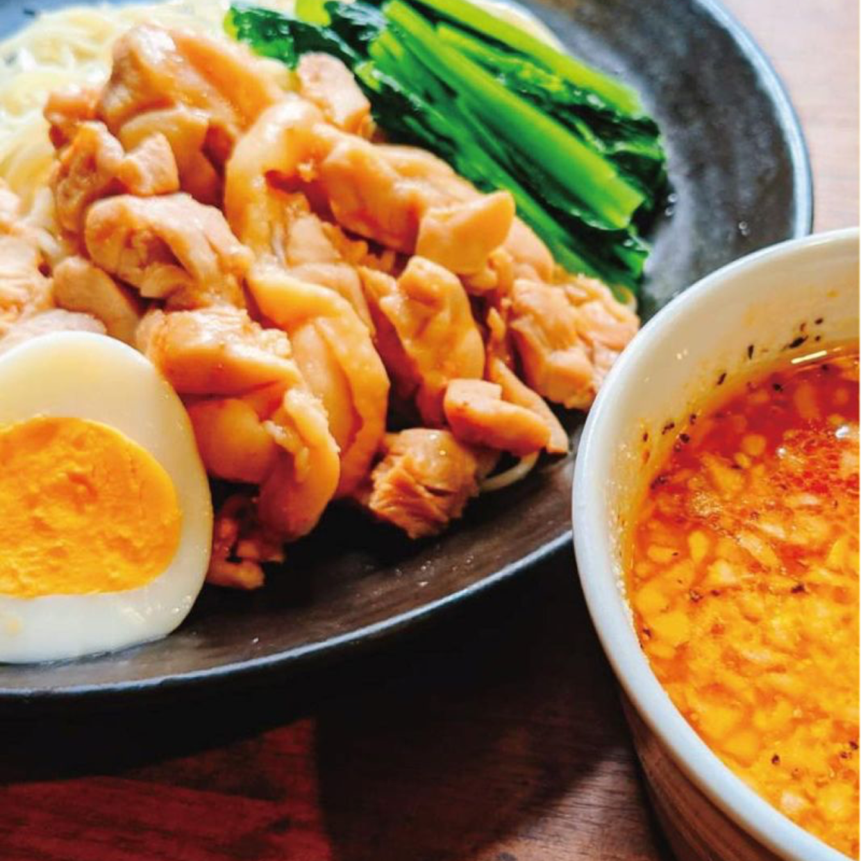  鶏のうま味がしみ出たスープが絶品。自宅で作る「洋風つけ麺」レシピ 