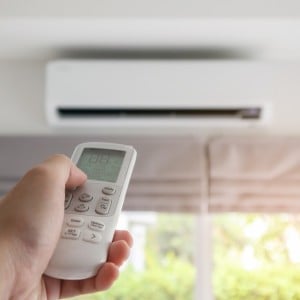 夏の電気代はバカにならない。「エアコンの電気代を抑える3つの方法」#ダイキンの広報に聞いた