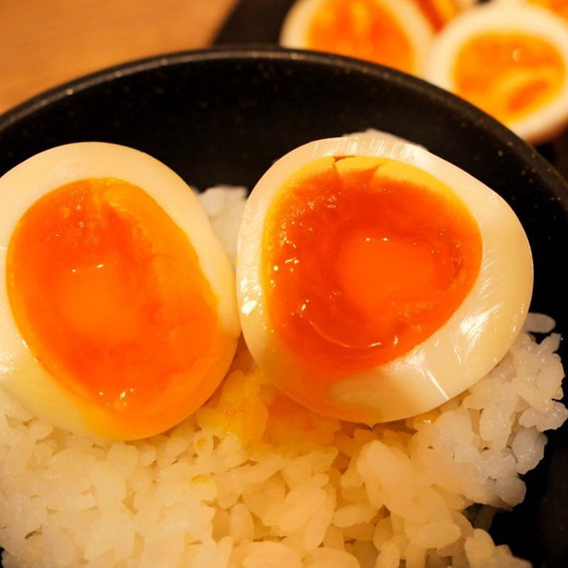  「半熟卵」がもっとおいしくなる“漬けダレ3選”。半熟卵を調味料に漬けるだけ！ 