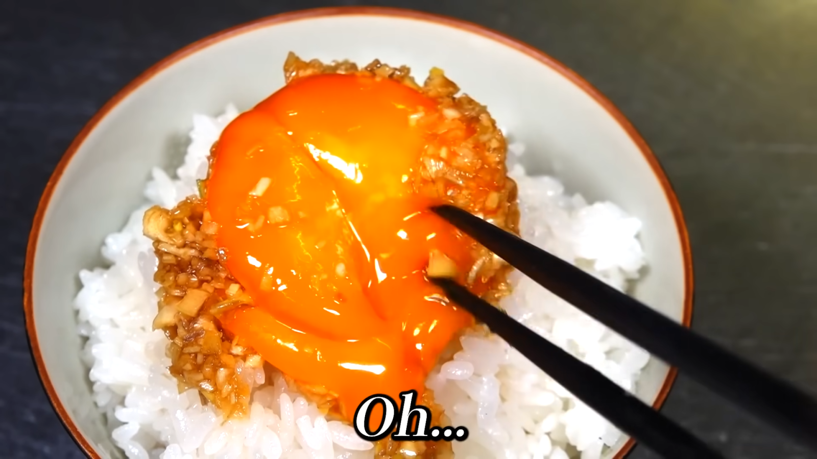 普通の卵かけご飯に戻れない。板前の極秘レシピ「地雷メシ」の