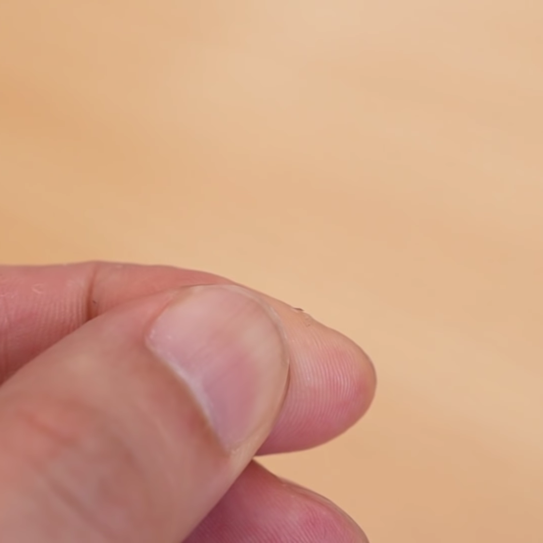  指に刺さった小さなトゲを「5円玉」で抜きやすくする方法。知ってると便利！ 
