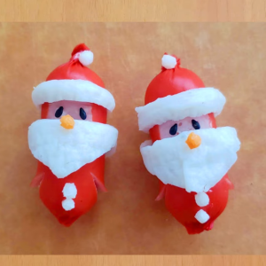 「赤ウィンナー」と「ちくわ」で小さな“サンタさん”をつくる方法。クリスマスに子どもが喜ぶ！