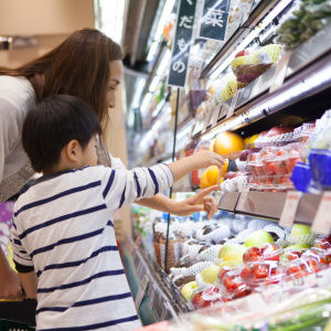 家族でスーパーへ買い物はNG!?3年間で500万円貯めた節約アドバイザーに学ぶ“5つの節約方法”
