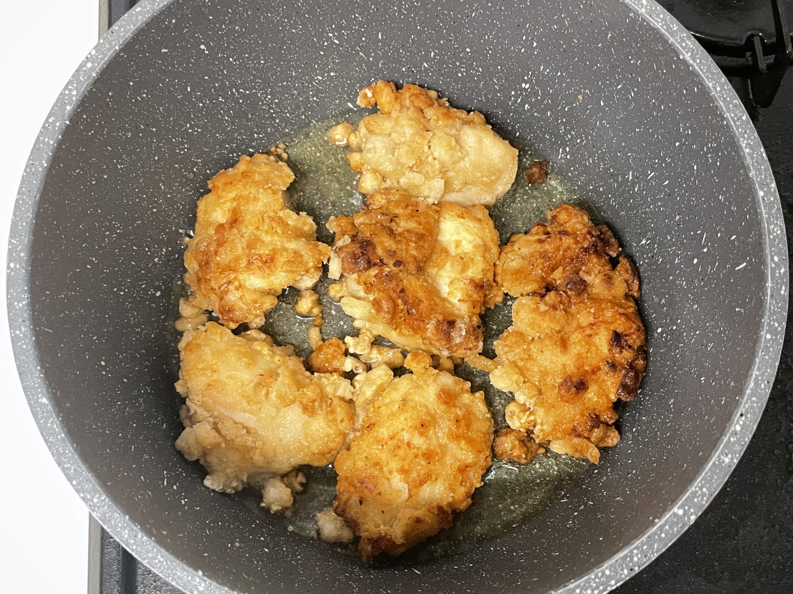 なかなか減らない「天かす」を使うとさらにおいしくなる!“みんな大好きな定番料理”とは