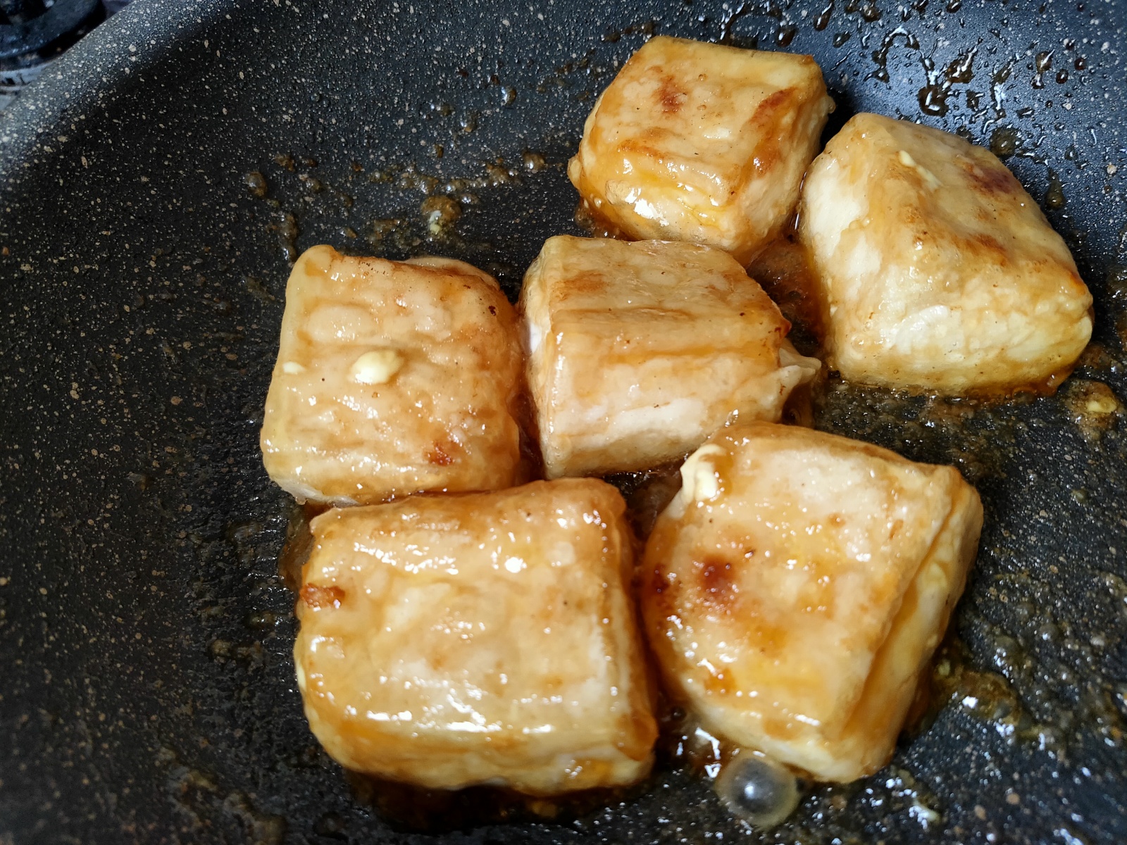 豆腐のつゆマヨ照り焼き