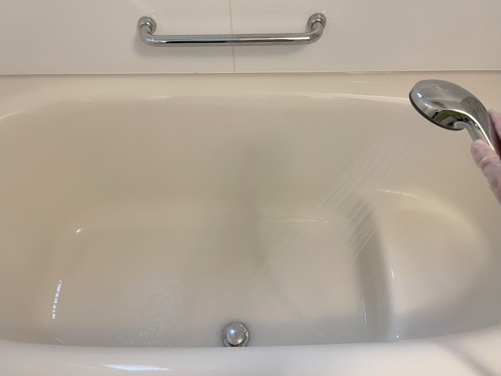 浴槽の基本掃除方法1