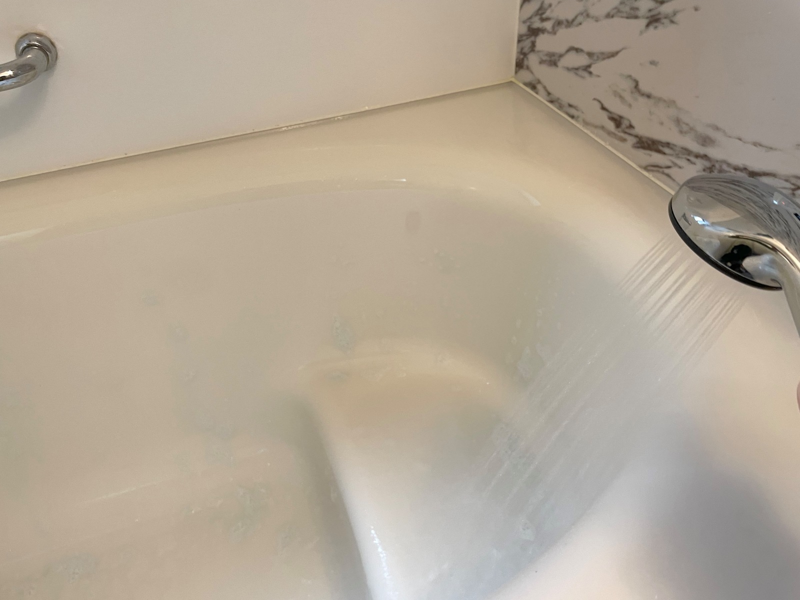 浴槽の基本掃除方法5