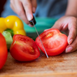 「トマト」そのまま食べるだけじゃ損。意外と知らない“トマトのおいしいレシピ3選”