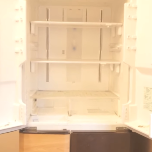 意外と見落としがち。冷蔵庫内の「カビ」を抑制する“冷蔵庫掃除術”