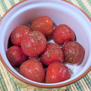 「ミニトマト」がフルーツくらいおいしい…。箸が止まらなくなる“ミニトマトの食べ方”