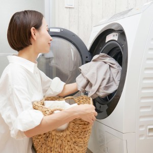 汚れを落とすには“すすぎの回数”が決め手。見落としがちな「ドラム式洗濯機の正しい使い方」