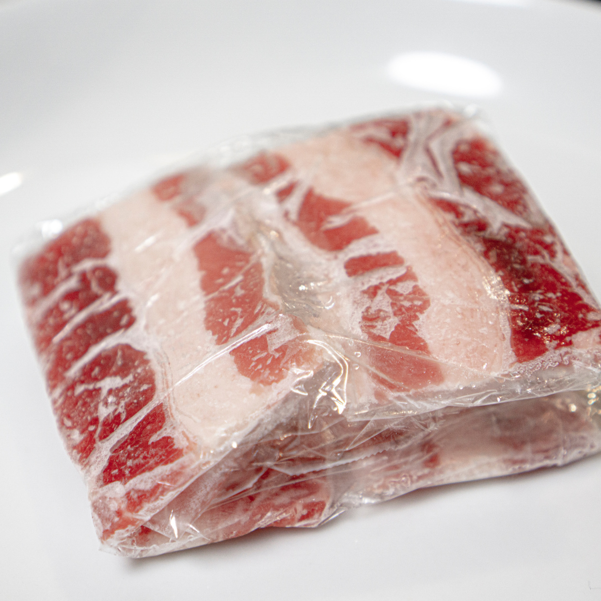  「冷凍肉」をムラなく解凍する方法【知って得する料理ワザ】 