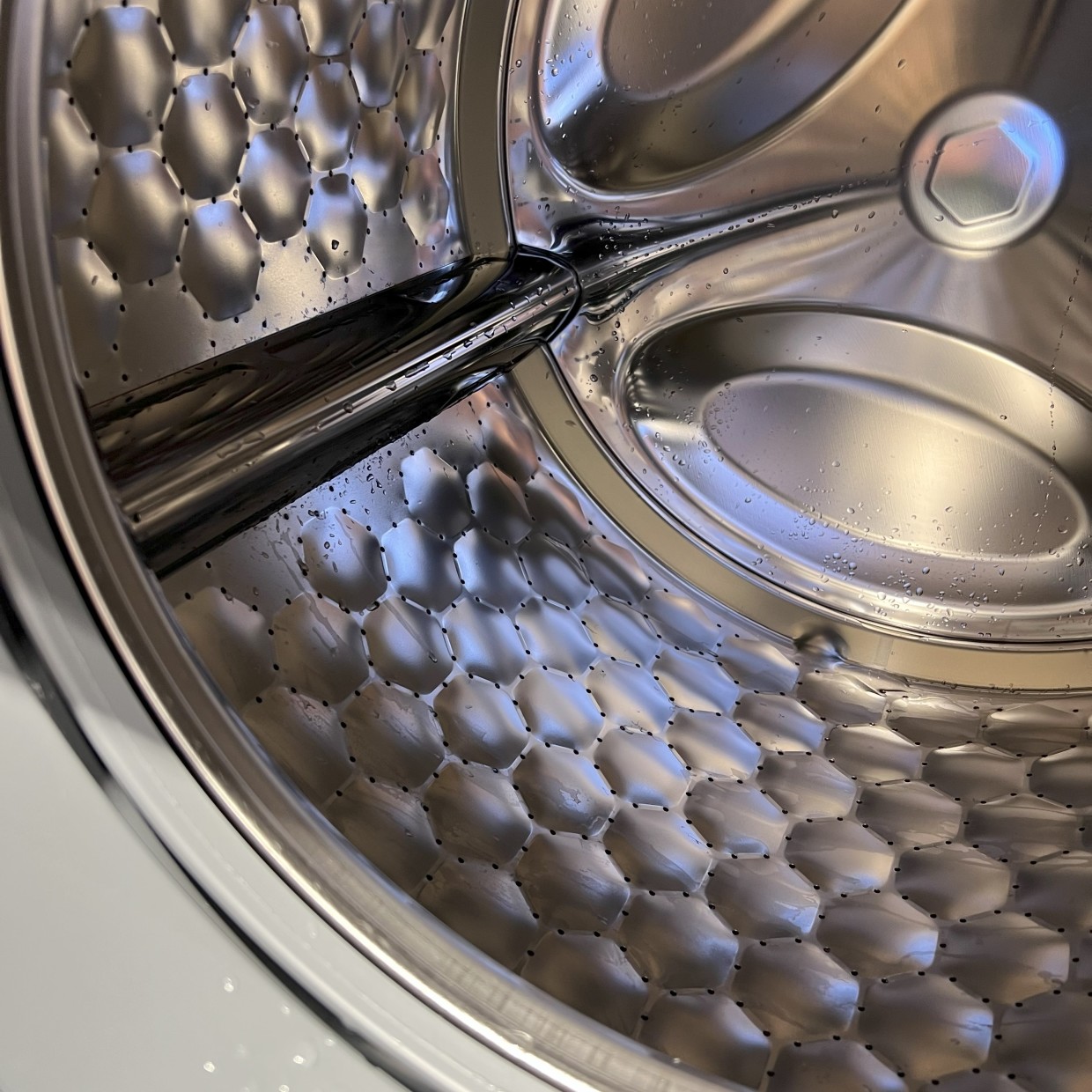  わが家のドラム式洗濯機で「年間約20000円もの電気代がムダ」になっていたワケ 