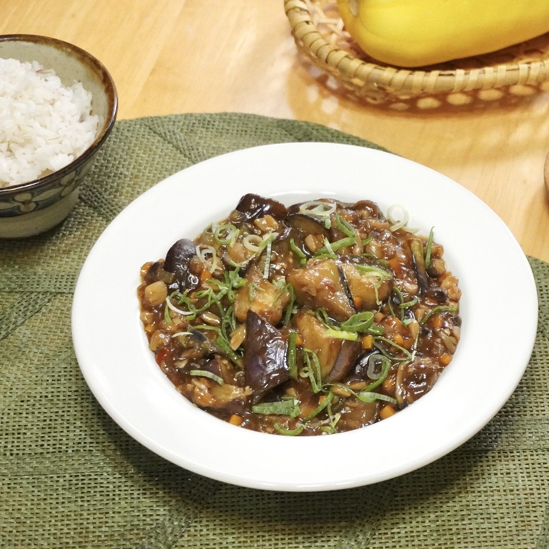  夏の疲れた胃に優しい【秋なす料理】挽き肉なしでも止まらないおいしさ「ベジ麻婆なす」 