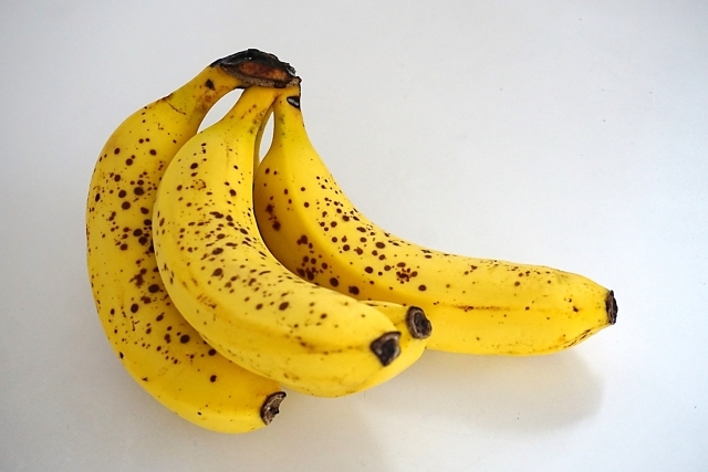 熟れすぎたバナナ