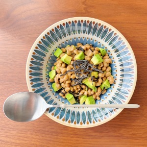 「納豆」と一緒に食べると腸がよろこぶ“抗酸化力の高い食材”とは？